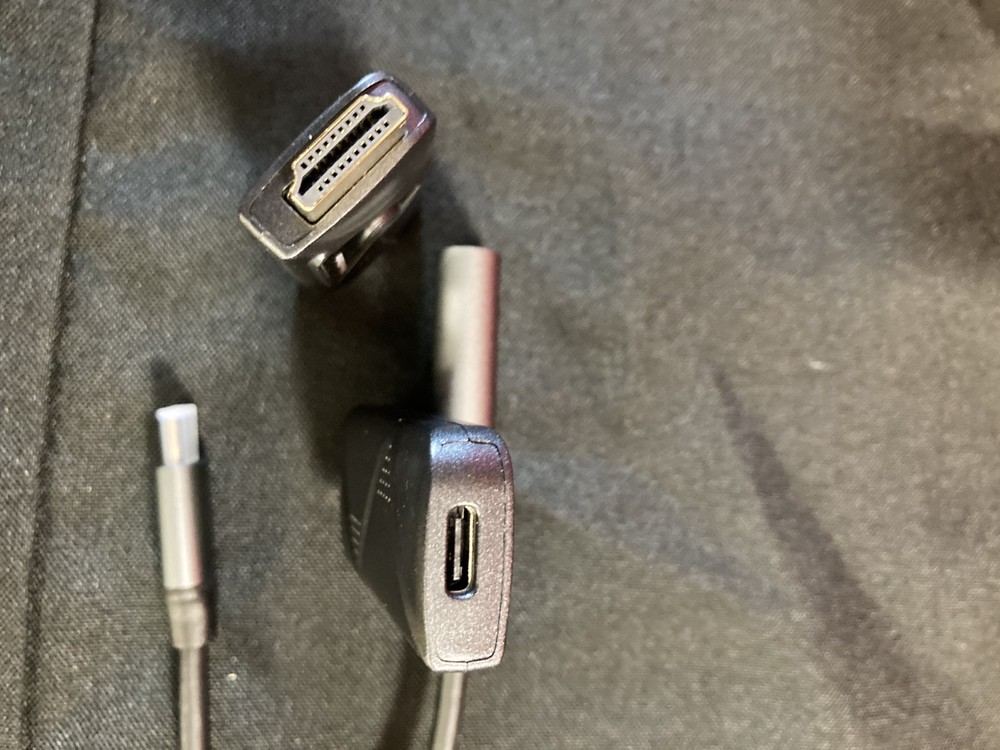 Wireless HDMI Transmitter and Receiver Kit