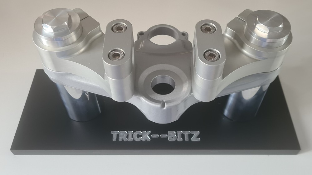 SUZUKI RF 900 handle bar riser conversion  brackets Years 1994-1997