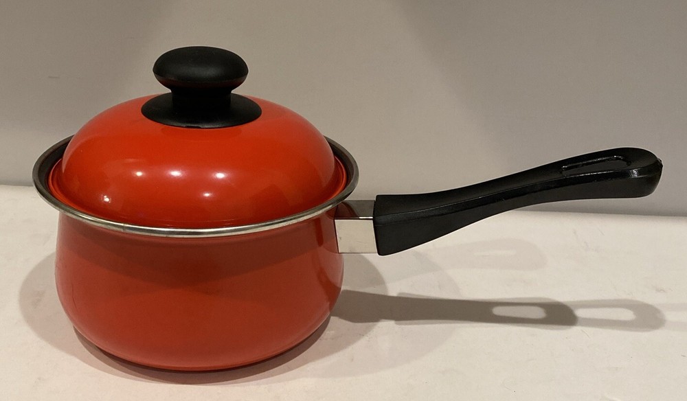 Enamelware Pan With Lid Solid RED Enamel Medium Pot Farmhouse 6.5” Diameter