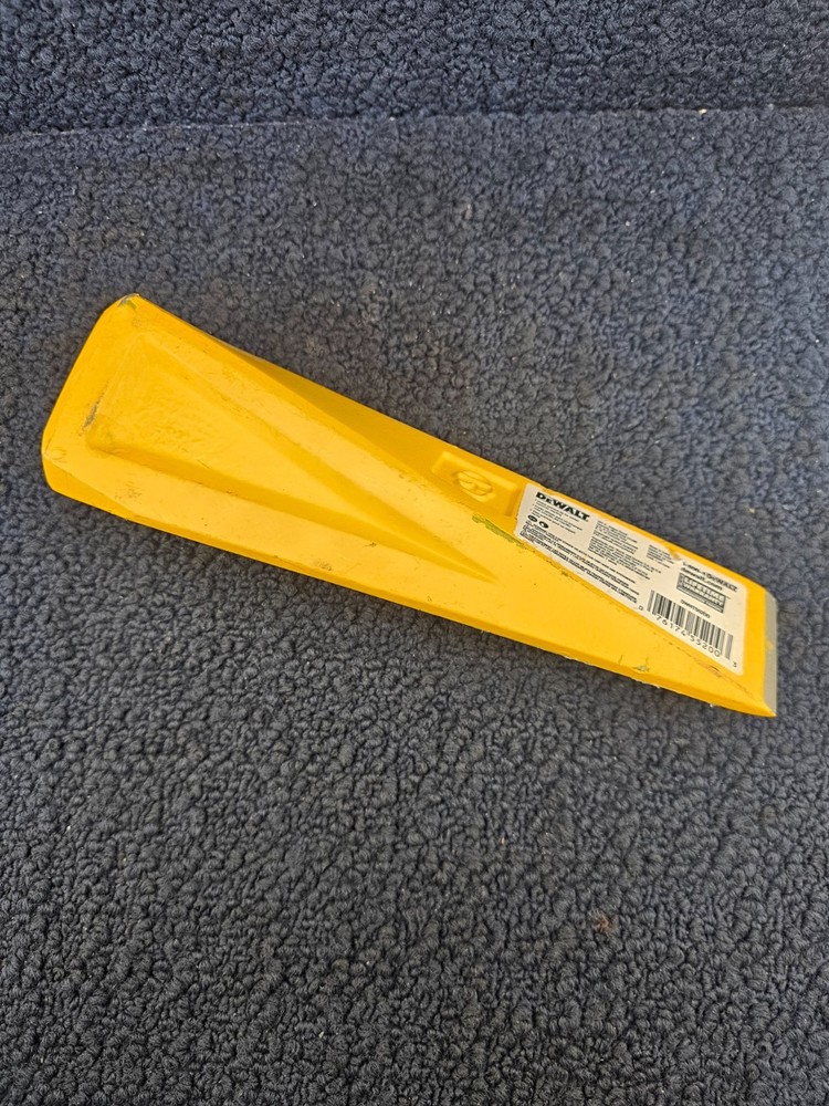 DeWALT DWHT55200 8" SHARP SPLITTING WEDGE 4LB