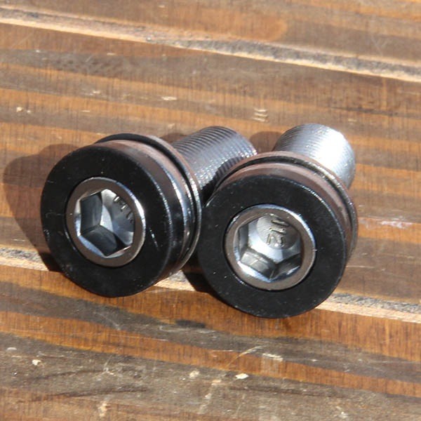 UDC - Crank Bolt
