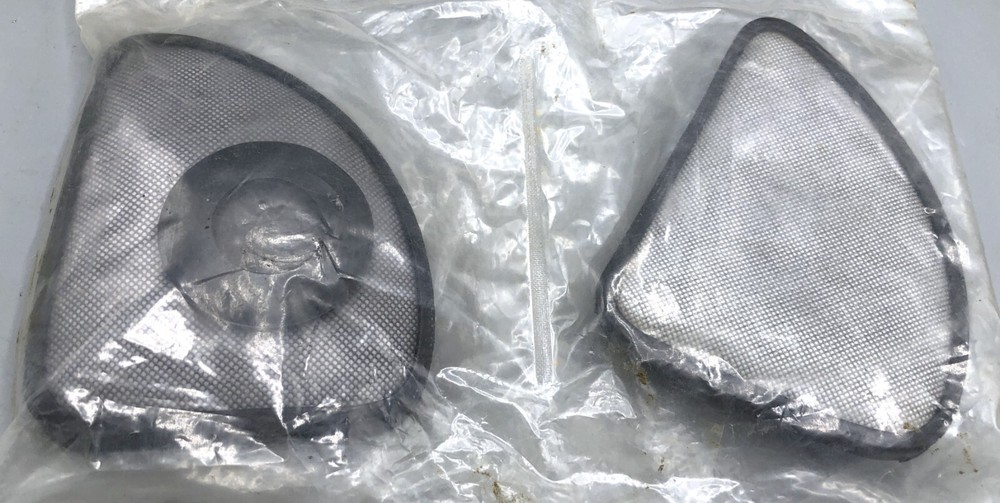 M17 Gas Mask Filter Set. NOS.
