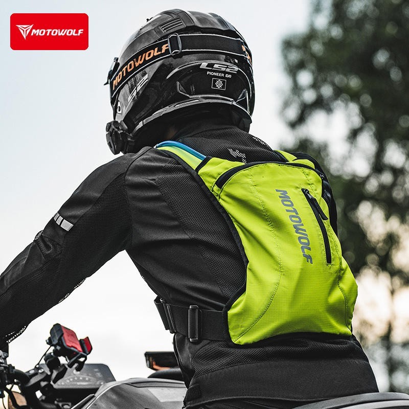 MOTOWOLF MB7 Hydration Backpack( 6l capacity ) with ( 2 ltrs ) bladder