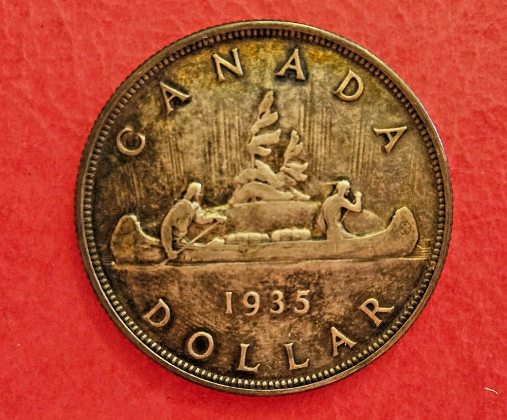 1935 Canadian Silver Dollar - Circulated