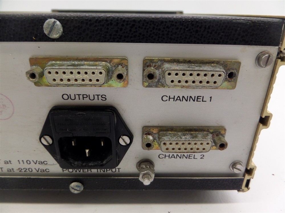 Brooks Instruments 5867 Dual Channel Flow Controller - Missing Face Plate