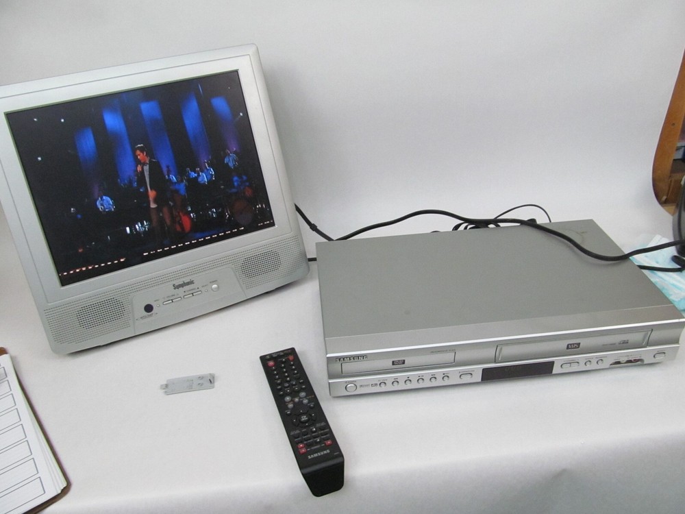 Samsung DVD-4600A DVD VCR Combo VHS Player