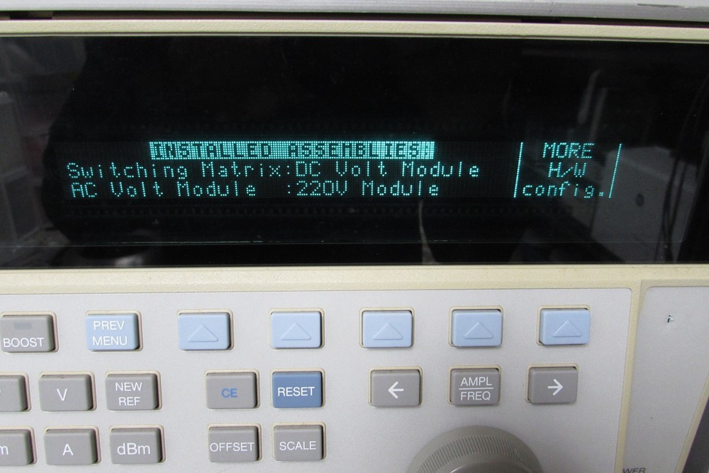 Fluke 5700A/NAF Multifunction Calibrator, Opt 03