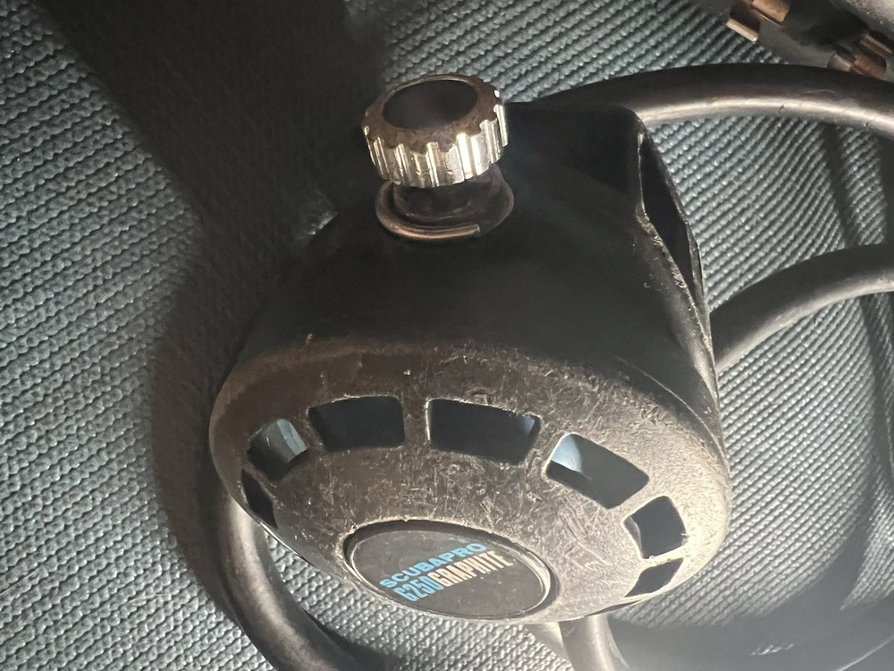 scubapro regulator 6250 Graphite Used With Extras