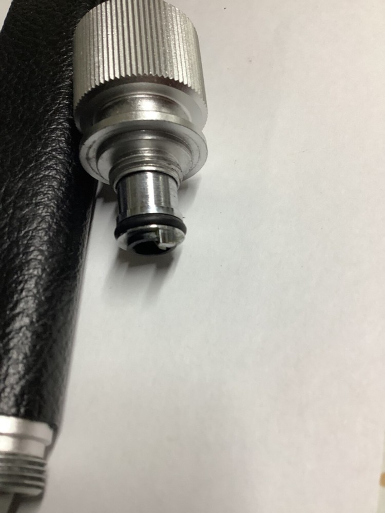 Nikon Nikonos Underwater Flash Bulb Unit & Case