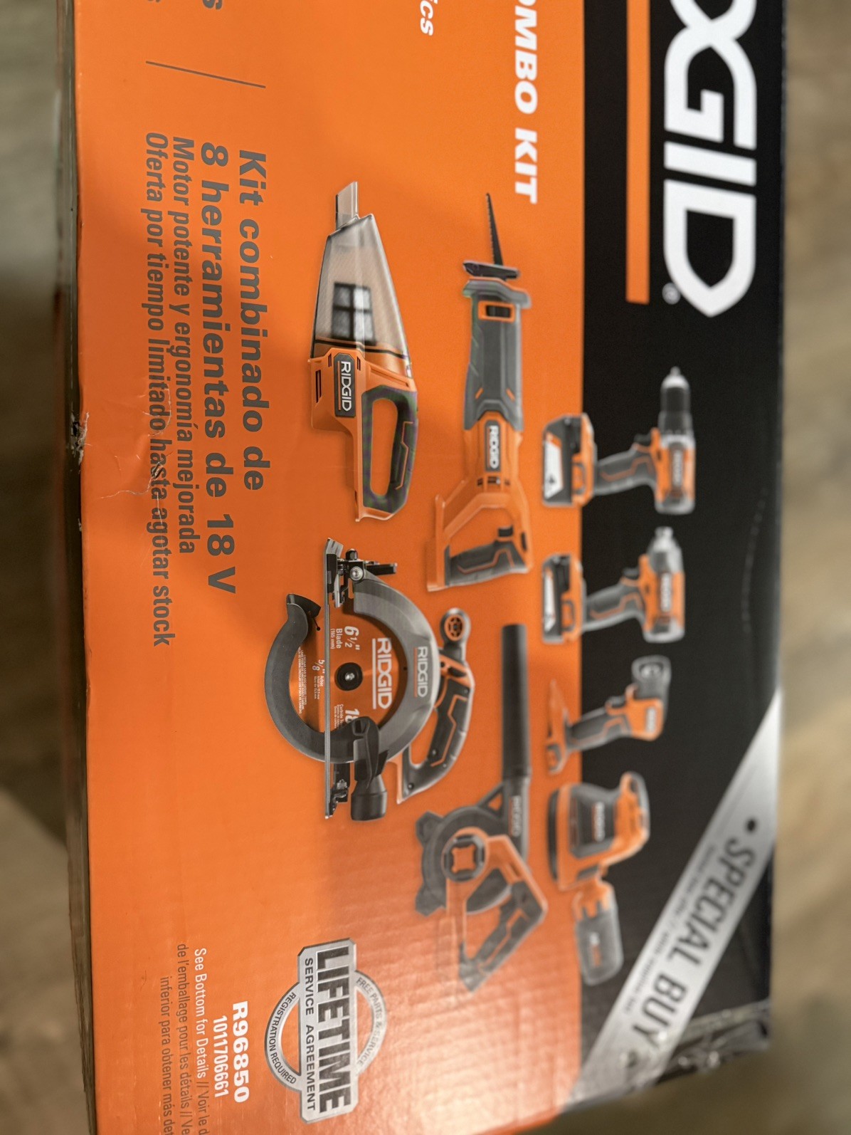 RIGID 8 Piece Power Tool Set