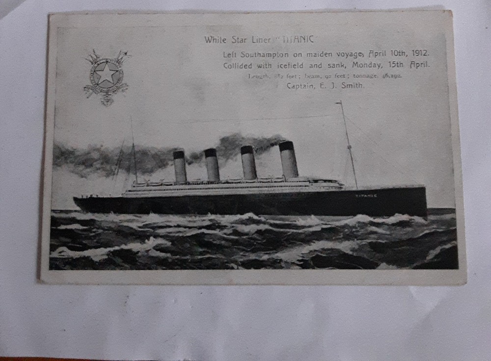 Shipping  Postcard - R.M.S Titanic