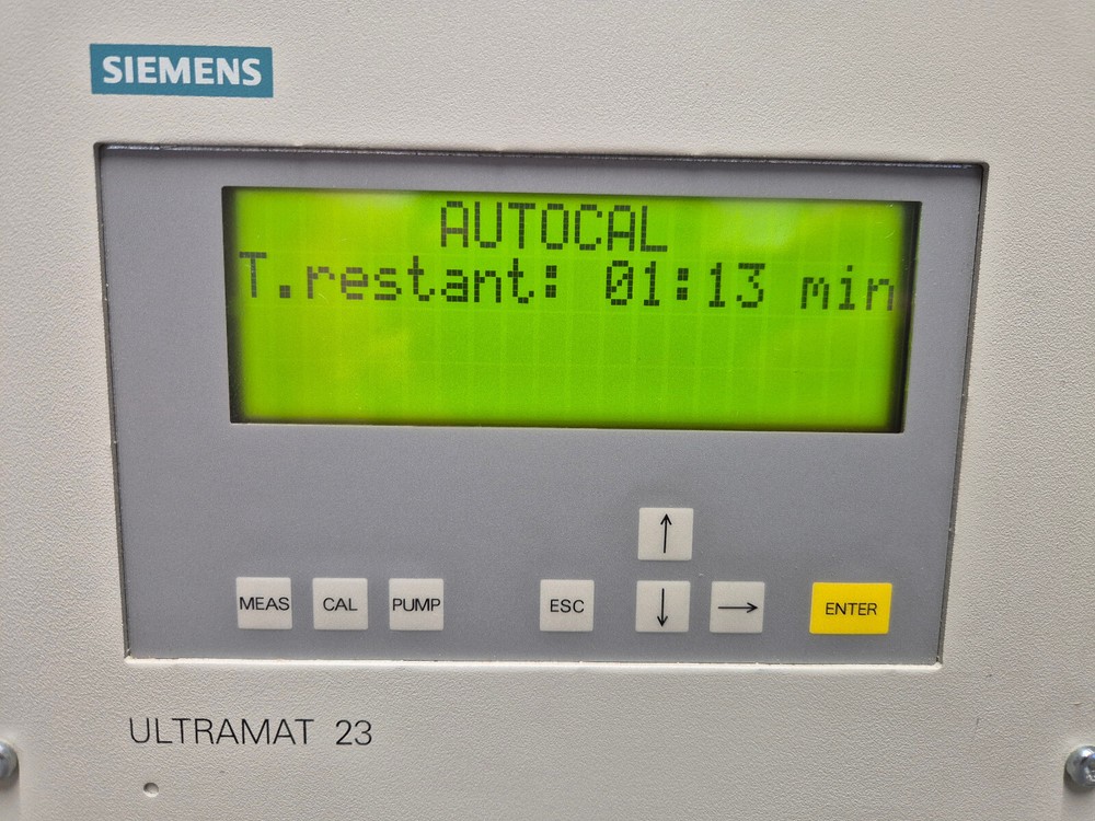 SIEMENS ULTRAMAT 23 Gas Analyzer