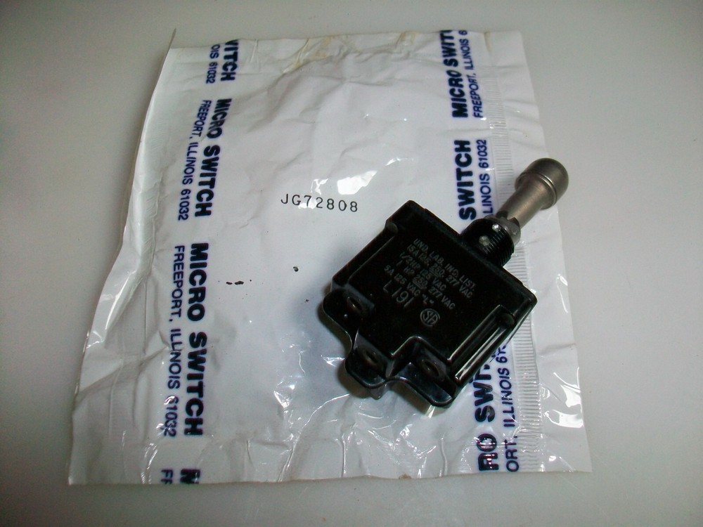 MICROSWITCH TOGGLE SWITCH 2TL1-12F MS27408-1F 5930-01-170-0037