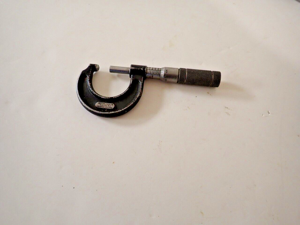 Vintage Central Tool Co. 0-20mm Micrometer