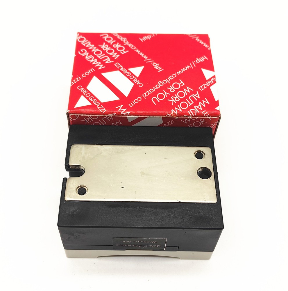 1 Pc. New Solid State Relay RM1A23D75 75A 230V