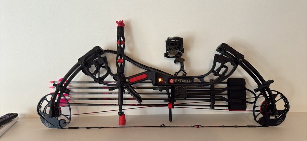 PSE Premonition X-force RH 60lb Compound Now