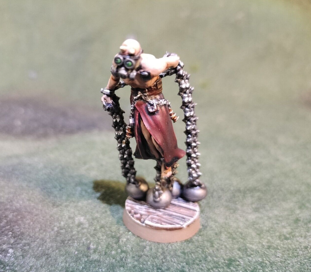 Demon Host fits Daemon
