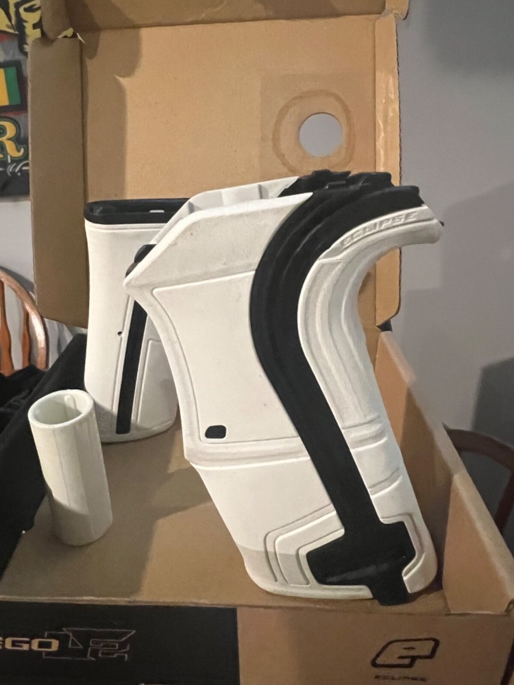 Planet Eclipse PE EGO LV2 Paintball Marker Replacement Rubber Grip Kit White