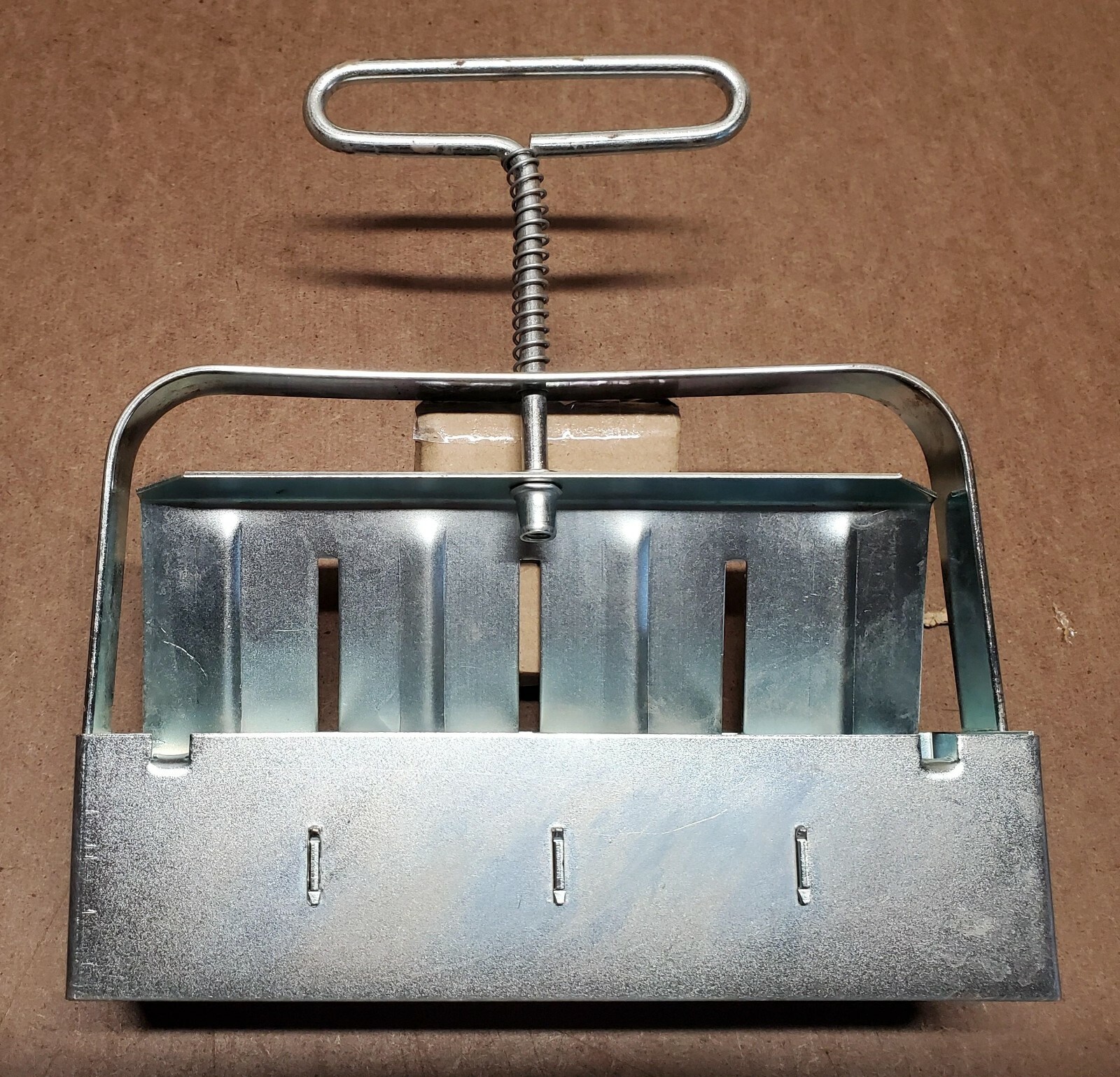 "As Is" Ladbrooke Soil Block Maker - Mini 4. Authorized Reseller