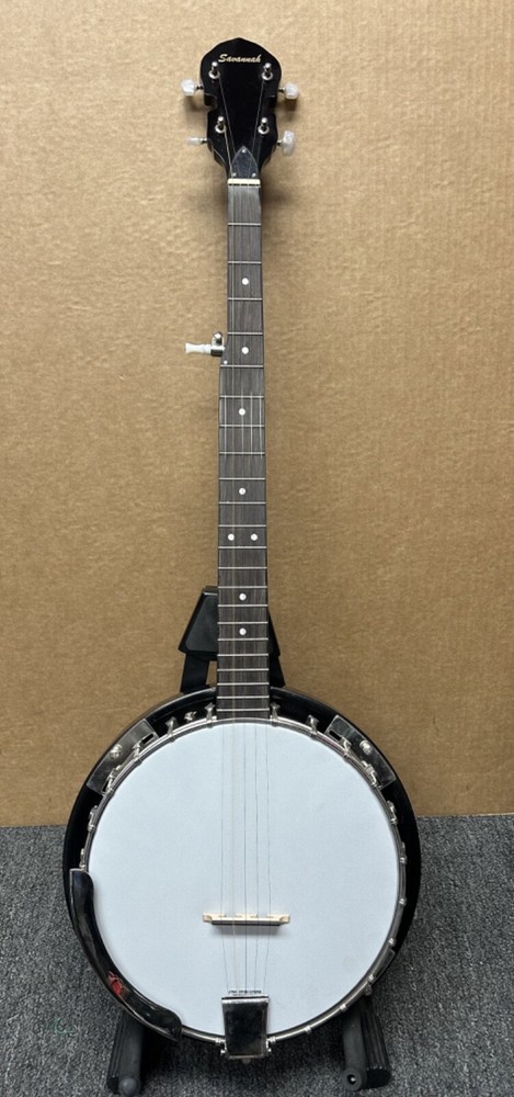Savannah 5 String Banjo With Free Hardshell Case