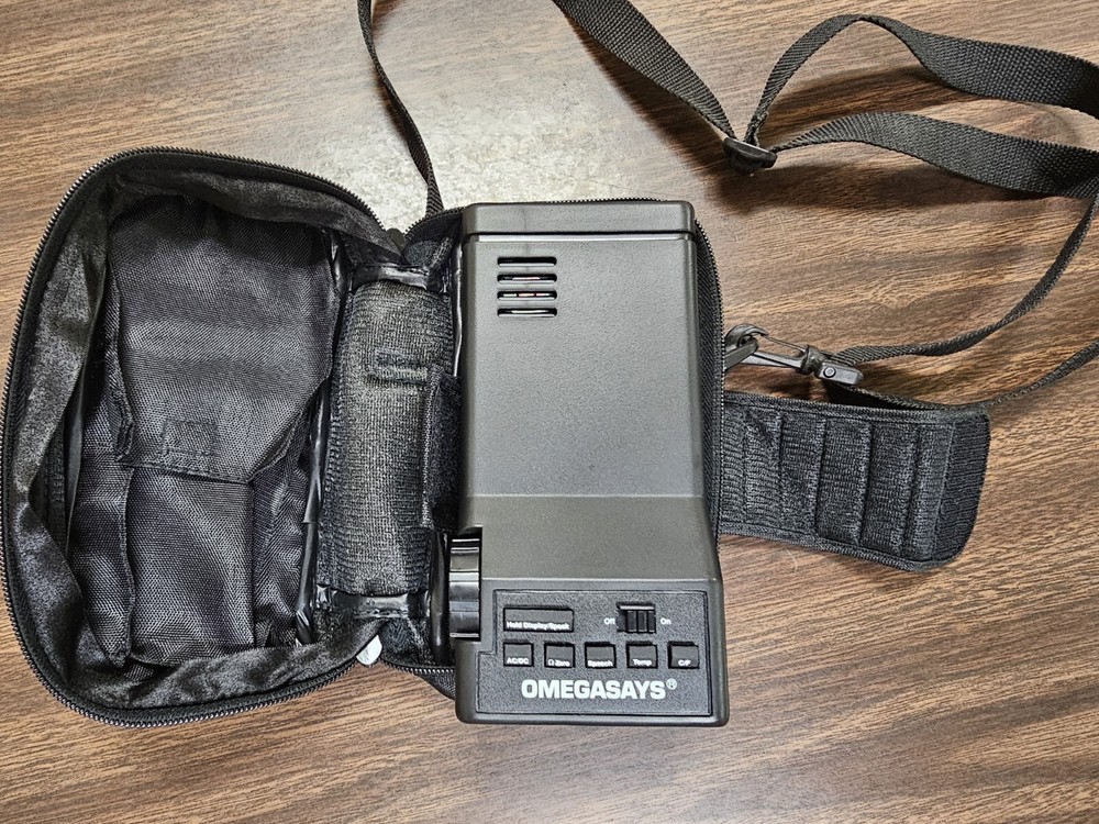 Omegasays HHM1A High Performance True Rms Multimeter / Thermometer