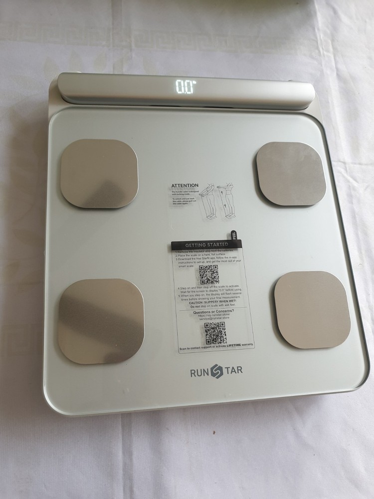 RunStar Smart Scale for 28 Body Composition Analysis Digital Display 8-Electrode