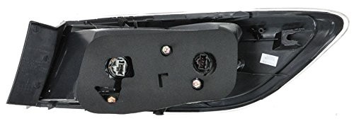 Rear Driver & Passenger Side Tail Light Set Outer Fits 2010 2011 2012 2013