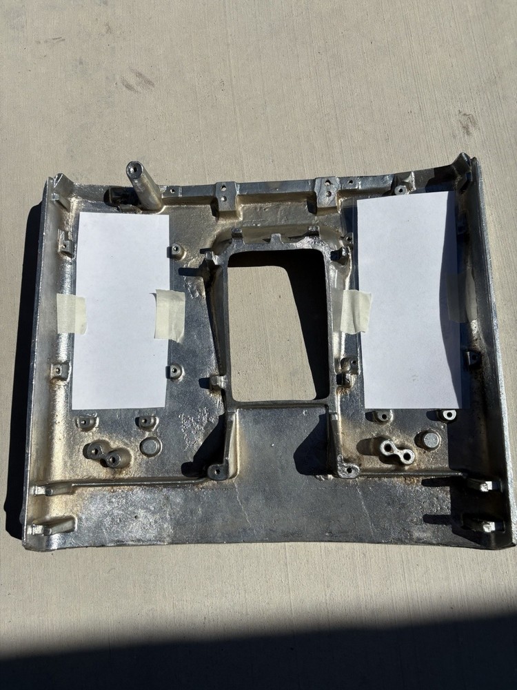 Mills slot Machine Hitop Bottom Casting With replacement Inserts