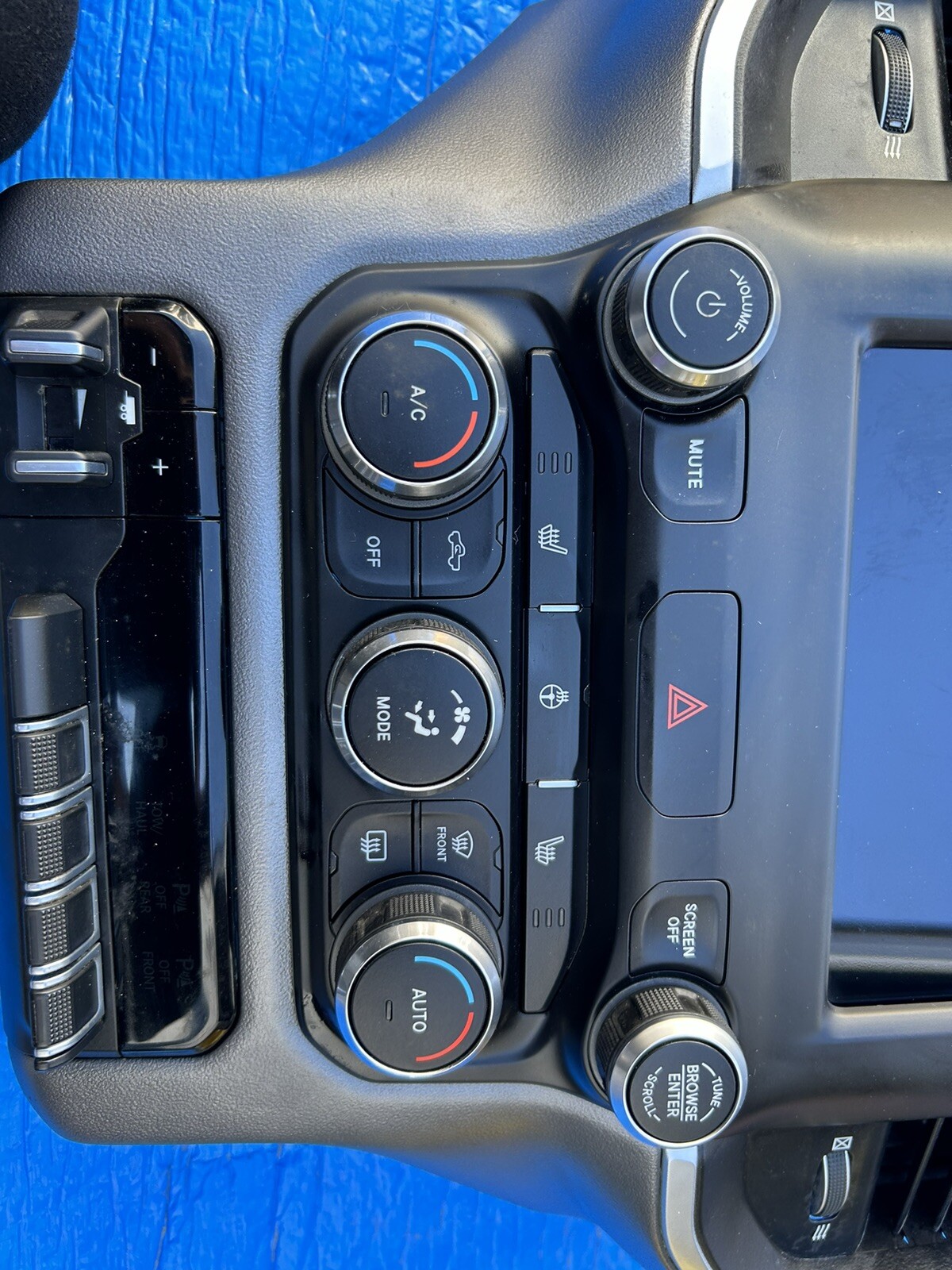 2019-2024 DODGE TRUCK NEW BODY Ram 2500 3500 8.4" SET Screen Radio VP2 19 20 21