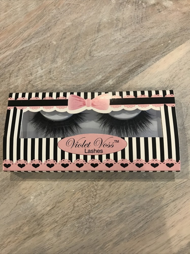 violet voss lashes- Striptease