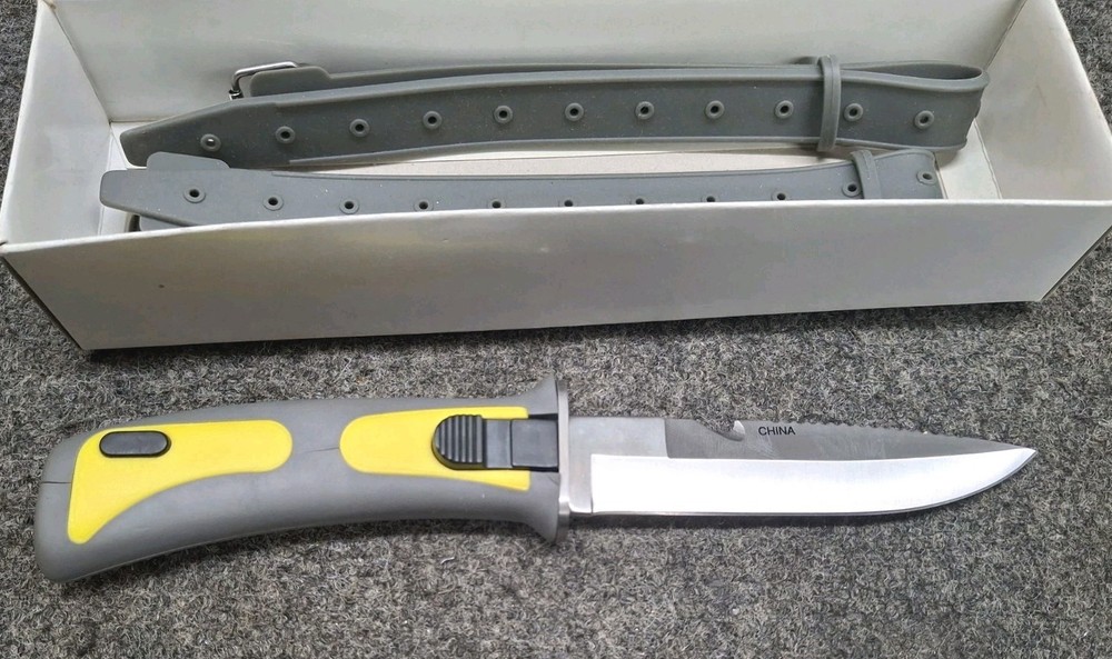 divers knife W/Sheath. Bx2