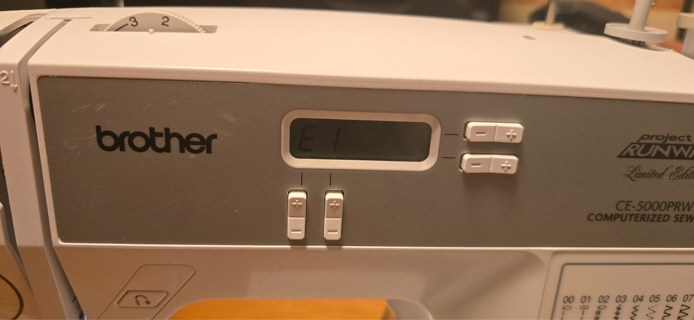 Brother CE-5000PRW Project Runway Sewing Machine – Error E1 – Untested