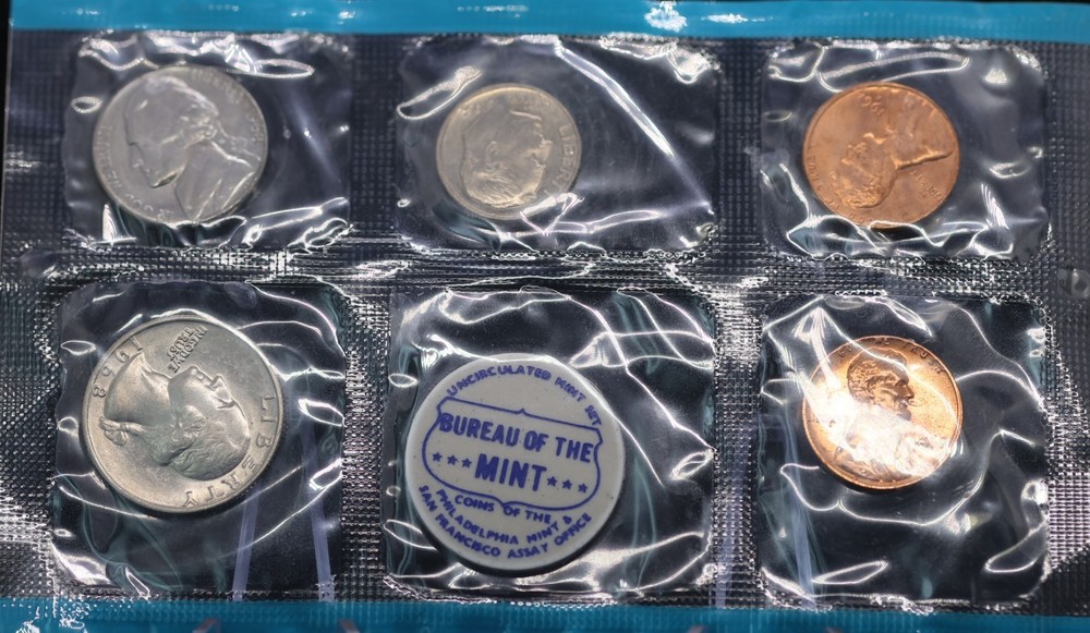 1968-P & S Partial Uncirculated Mint set. No half dollar.