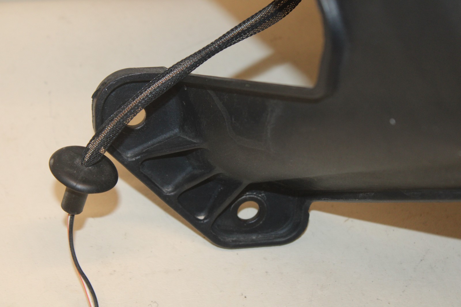 07-18 JEEP WRANGLER REAR SPARE TIRE BRACKET CARRIER THIRD BRAKE LIGHT 55397217