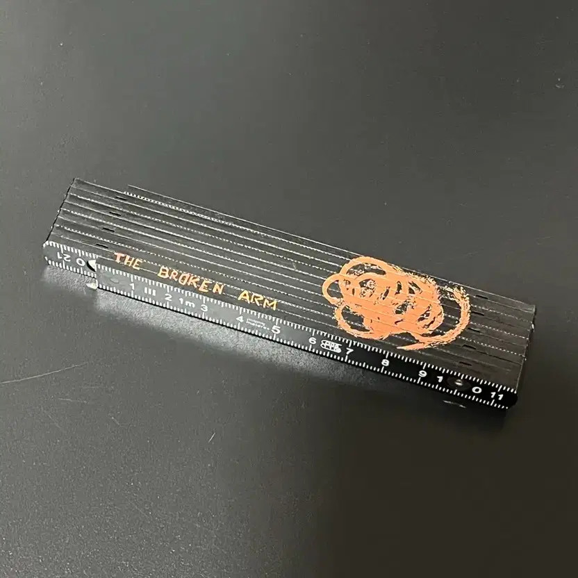 The Broken Arm 1M Plastic Folding Ruler New Sealed