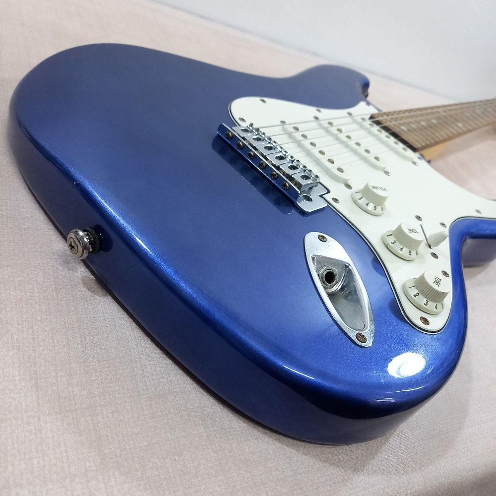 Mavis Stratocaster Metallic Blue
