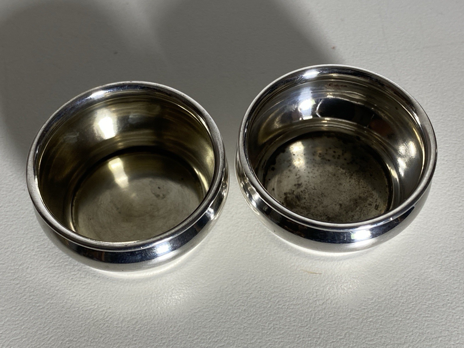 2 Antique Hallmarked Gorham Sterling Silver Open Salt Cellars A4070 Covington