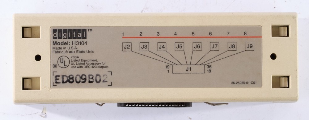 DEC H3104 Harmonica 8 Port Network Device H3104