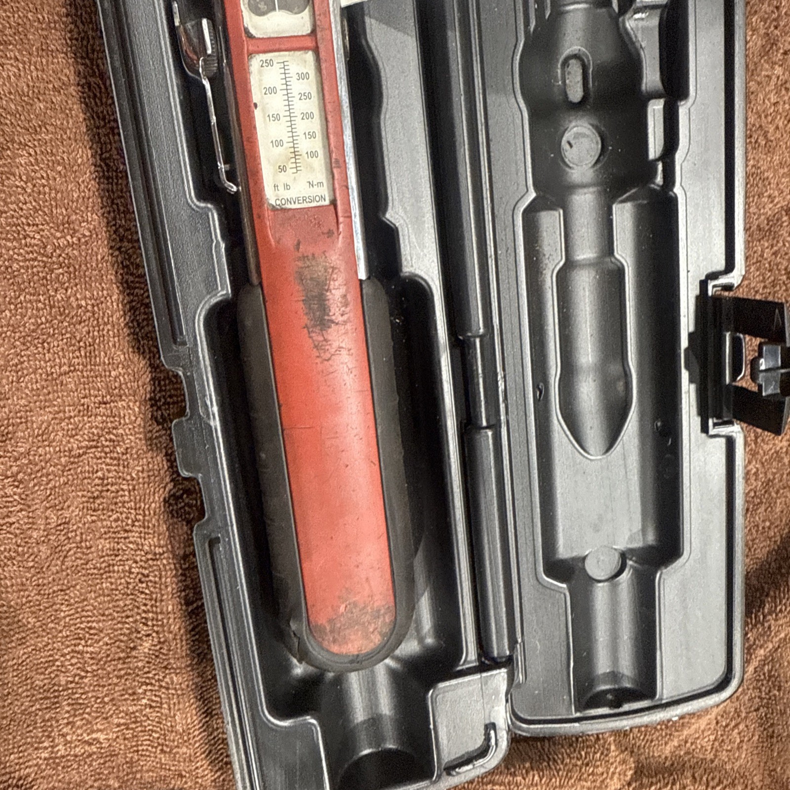 Snap-On TQFR250E Flex-Head 1/2in. Drive Torque Wrench 40-250ft lbs