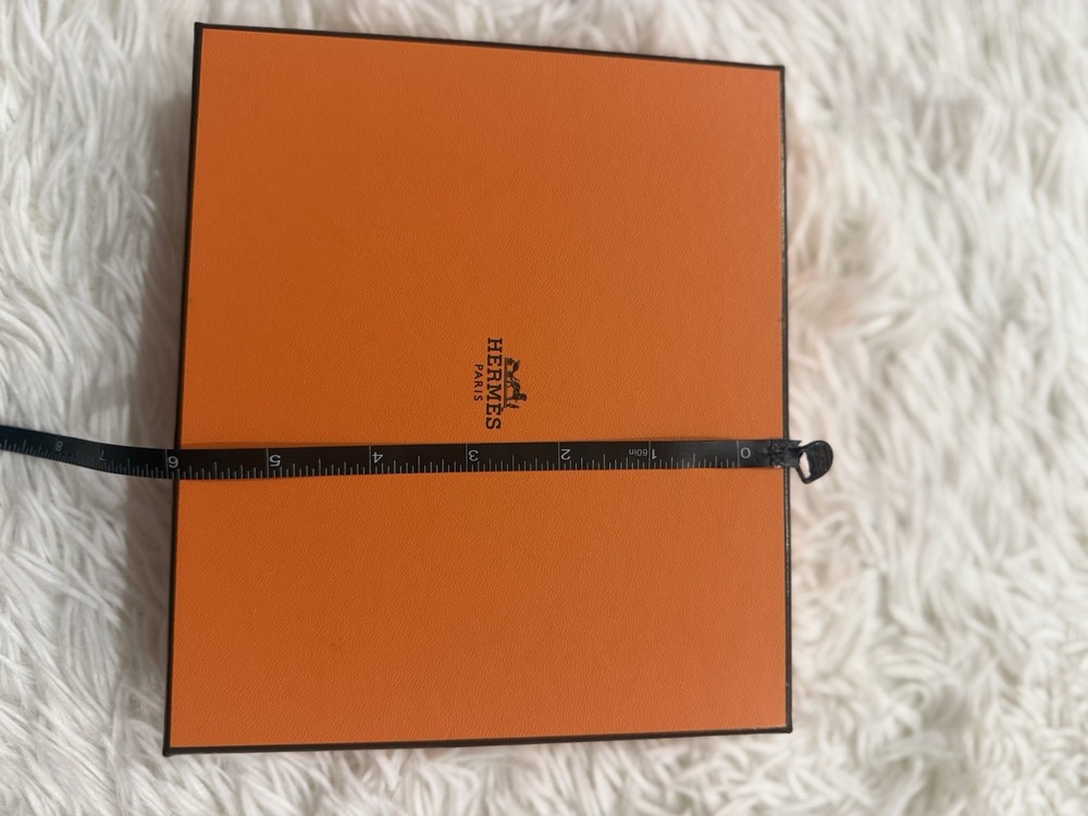 HERMES Empty Gift Box 7x6