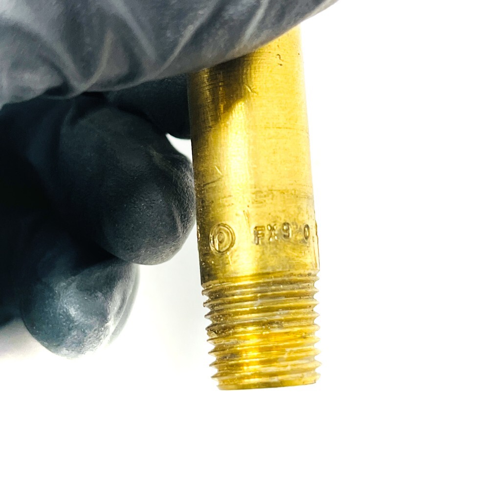 NPT Thread Gas Regulator Connection Fitting, 0.45 GPM, 0526