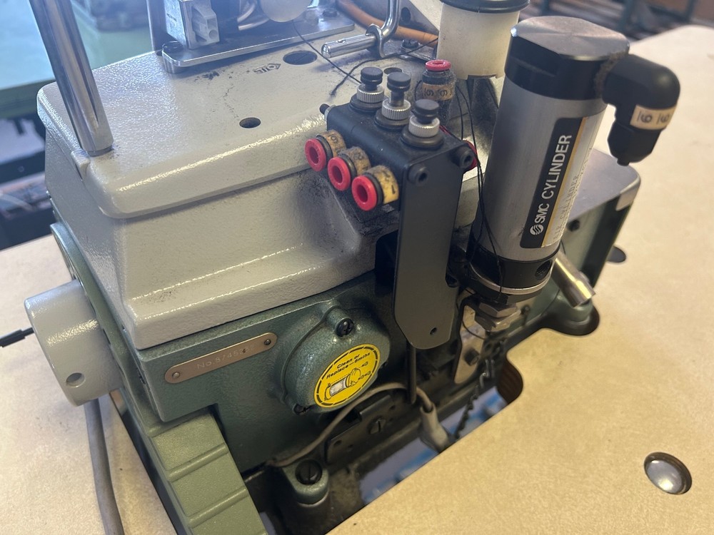 Pegasus E52-186A Industrial Overlock Serger Sewing Machine