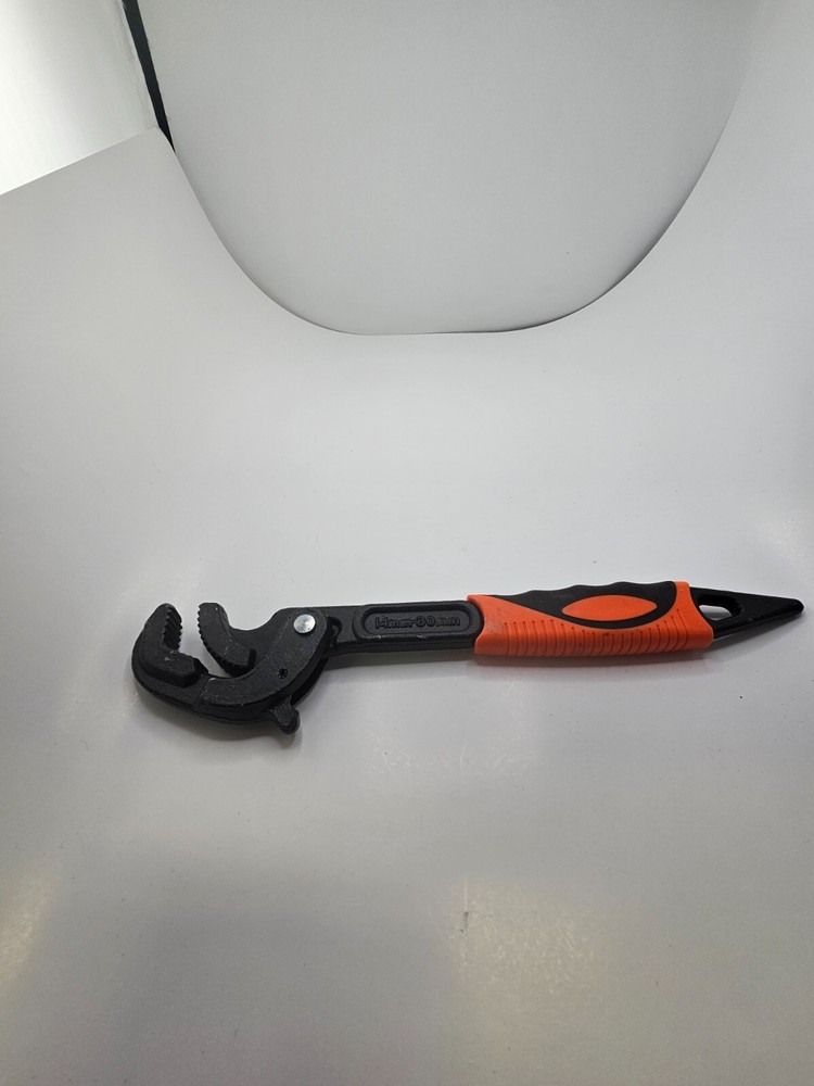 Multi-function Wrench Self-Adjusting Spanner Power Grip Pipe Wrench 40mm-30mm