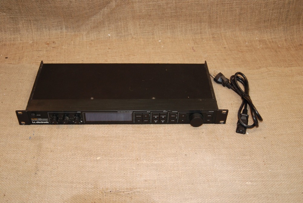 TC Electronic M-ONE XL Dual-Engine Effects Processor