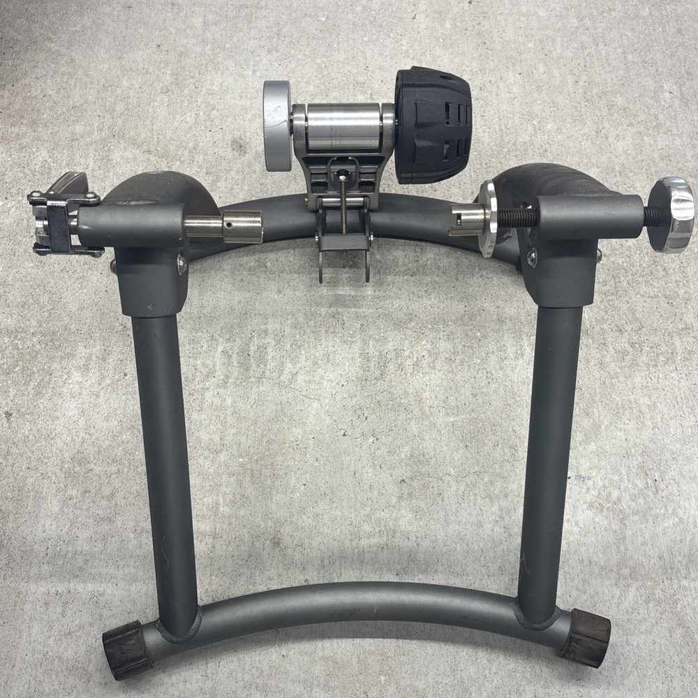 GIANT CYLCOTRON BICYCLE TRAINER