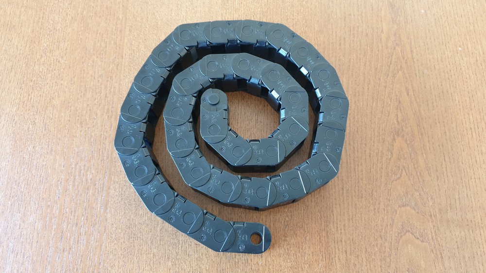 NEW - IGUS 14.2.038 cable chain