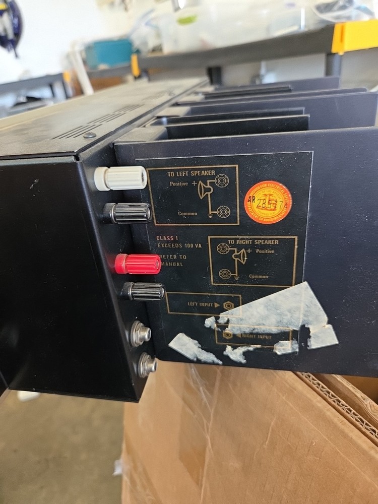 Phase Linear 400 Amplifier #2 See