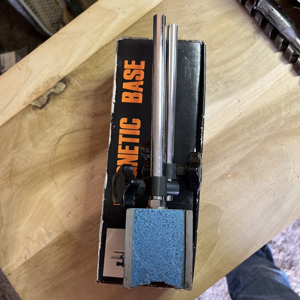 Magnetic Base Type MB-B Pittsburgh Forge Model No. 692. With Original Box.