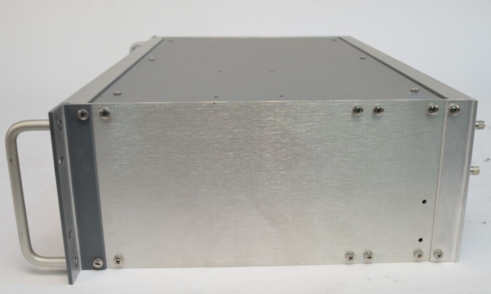 Corning MobileAccess RIU-4 Radio Interface Unit Chassis P.S. Base Unit OCH
