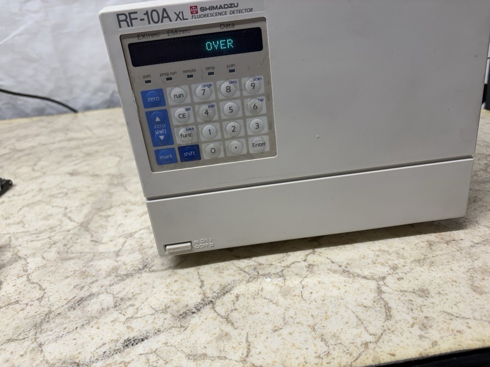 Shimadzu RF-10A xl Fluorescience Detector